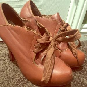 Leather Oxford Heels